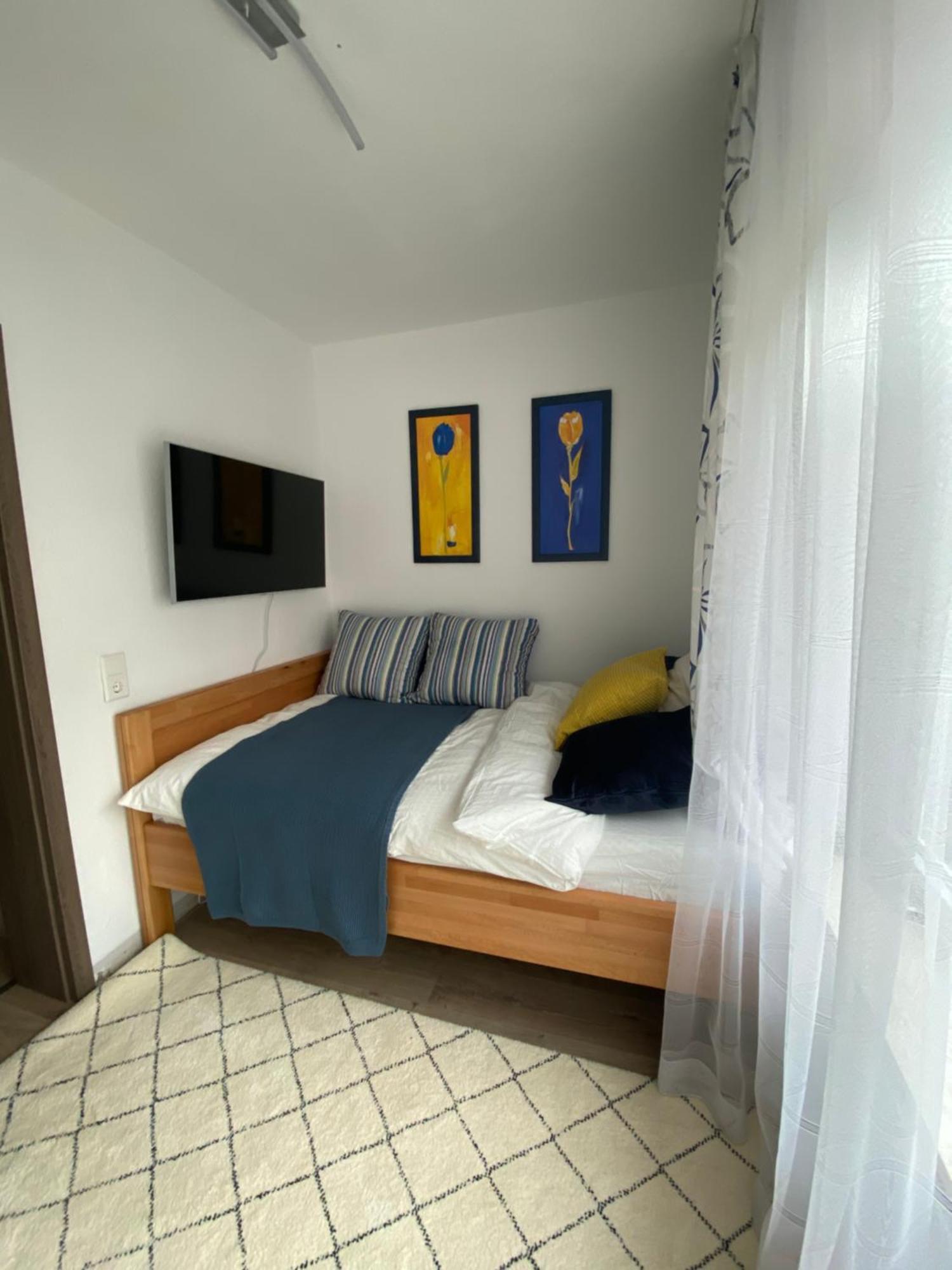 Pension Mit Moselblick Klotten Exterior foto